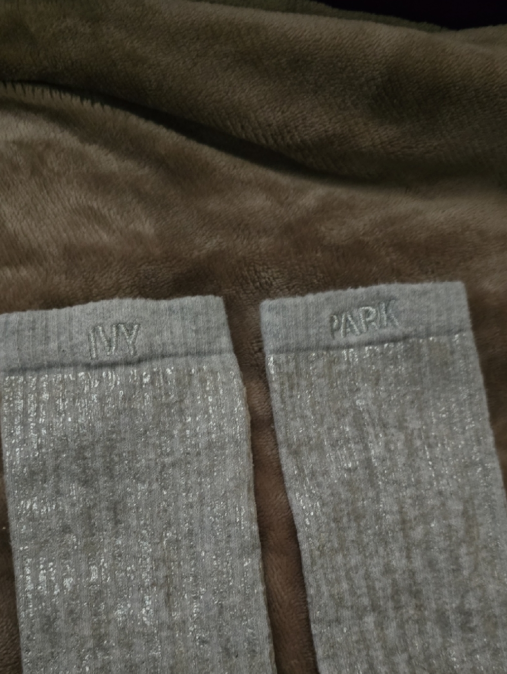 Ivy Park X adidas Silver Icy Heart Socks Medium - Picture 2 of 4